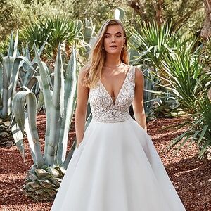 NEW - Eddy K Wedding Dress